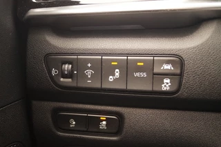Kia e-Niro Kia e-Niro ExecutiveLine 64kWh -LEER-NAVI-ECC-CAM- - afbeelding nr 15