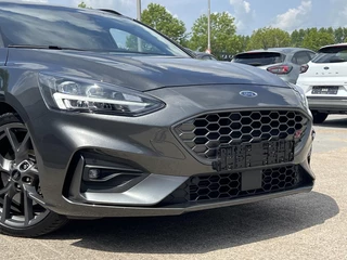 Ford Focus Ford Focus Wagon 2.3 EcoBoost ST-3 | 280PK | Adaptive cruise control | Launch control | Winter Pack | Full LED | Camera - afbeelding nr 2