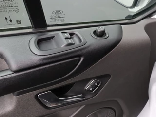 Ford Transit Custom Ford Transit Custom 2.0TDCI 130PK Automaat | Imperiaal | Airco | Cruise | 3-Persoons | Betimmering - afbeelding nr 8