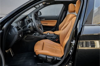 BMW 1 Serie BMW 1 Serie M140i Shadow Schuifdak H/K Stuurverw Camera CarPlay Leer - afbeelding nr 4