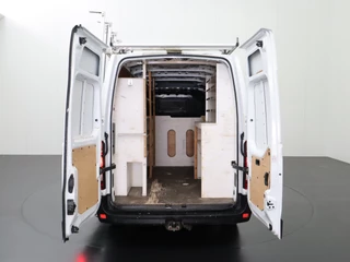 Renault Master Renault Master 2.3DCi 130PK L2H2 Glasresteel | Imperiaal | Trekhaak | Navigatie | Airco | Cruise | Betimmering - afbeelding nr 4