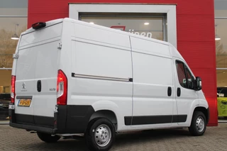 Peugeot Boxer Peugeot Boxer 2.2 BlueHDi 140PK L2H2 3.3t | APPLE CARPLAY/ANDROID AUTO | ACHTERUITRIJ CAMERA | 3-ZITS | CRUISE CONTROL | ELEKTRISCH INKLAPBARE BUITENSPIEGELS | DAB+ RADIO | NIEUWE BUS! | - afbeelding nr 4