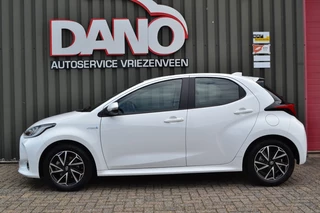 Toyota Yaris Toyota Yaris 1.5 Hybrid Dynamic LED/Camera/Navi/1e eigenaar - afbeelding nr 2