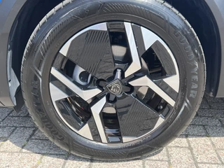 Peugeot 2008 Peugeot 2008 1.2 130 PK Automaat Allure Navi* Carplay Camera Stoelverwarming ACC DAB Keyless 17 Inch Velgen Parkeersensoren - afbeelding nr 40