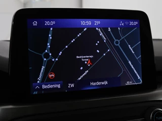 Ford Focus Ford Focus 1.0 EcoBoost Titanium X Business | Automaat |  Stoel & Stuurverwarming | Camera | Trekhaak | Adaptive cruise | LED - afbeelding nr 19