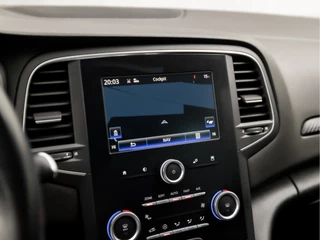 Renault Mégane (NAVIGATIE, CLIMATE, LED KOPLAMPEN, KEYLESS, SPORTSTOELEN, GETINT GLAS, PARKEERSENSOREN, LANE ASSIST, CRUISE, NIEUWE APK, NIEUWSTAAT) - afbeelding nr 8