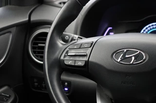 Hyundai Kona Hyundai Kona Electric Fashion 64 kWh - Carplay, Camera, Cruise, SOH 90% - afbeelding nr 13