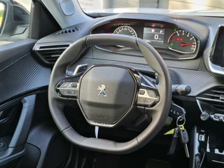 Peugeot 2008 Peugeot 2008 1.2 PureTech Allure|Automaat|12.603km|Clima|Navi|Carplay|PDC|17-inch| - afbeelding nr 11
