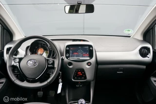 Toyota Aygo Toyota Aygo 1.0 VVT-i X-cite Clima Cruise Android/Apple VOL! - afbeelding nr 11