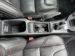 Volvo V40 Volvo V40 CROSS COUNTRY 1.5 T3 Momentum Ocean Race Cruise control Climate control Parkeersensor Navigatie - afbeelding nr 36
