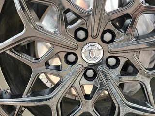 Land Rover Defender Land Rover Defender 110 2.0 P400e 110 X Dynamic 50% deal 43.475,- ACTIE 22 inch Urban / Meridian / Stoel verkoeling-verwarming / 360° camera / Stuur verwarming - afbeelding nr 14