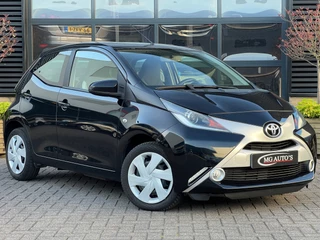 Toyota Aygo Toyota Aygo 1.0 VVT-i x-play | Achteruitrijcamera | Cruise Control | Airconditioning | Elektrische Ramen | - afbeelding nr 24