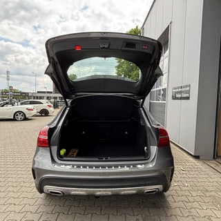 Mercedes-Benz GLA Mercedes-Benz GLA *trekhaak, pano dak* 180 AMG - afbeelding nr 27