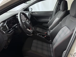 Volkswagen Polo Volkswagen Polo 2.0 TSI GTI 207PK PANO IQ LED/GRILL CAMERA STOELVERW ADAP.CRUIS ZWARTE.HEMEL 18'' LMV BEATS AUDIO 