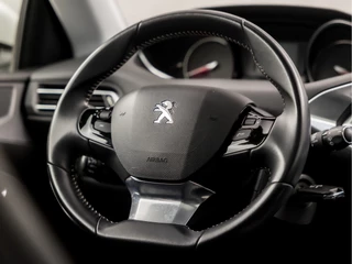 Peugeot 308 Peugeot 308 1.2 PureTech Sport (PANORAMADAK, APPLE CARPLAY, GROOT NAVI, LEDEREN SPORTSTOELEN, STOELVERWARMING, 360 CAMERA, GETINT GLAS, CRUISE, NIEUWSTAAT) - afbeelding nr 19