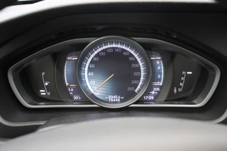 Volvo V40 Volvo V40 1.5 T2 Polar+ Automaat - Navi, Camera, Cruise, Stoelverw. - afbeelding nr 14