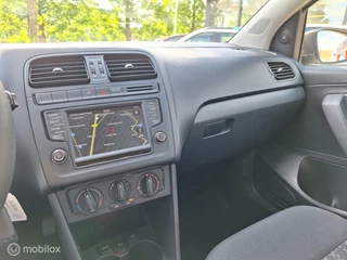Volkswagen Polo VOLKSWAGEN POLO 1.0 TREND AIRCO/NAVIGATIE/CRUISCONTROLL - afbeelding nr 16