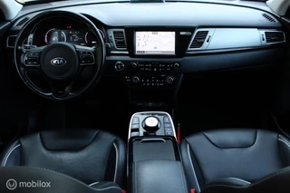 Kia e-Niro Kia e-Niro ExecutiveLine 64 kWh, Leer, Memory, stuur- Stoel verwarming/ventilatie, Pdc voor- achter, Camera, Adaptief Cruise, Dode hoek detectie, Carplay, Clima, Navi, Donkerglas. - afbeelding nr 8