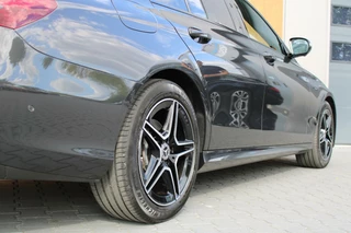 Mercedes-Benz E-Klasse Mercedes E-klasse 200 AMG | Pano | Burmester | Sfeerverlichting - afbeelding nr 15