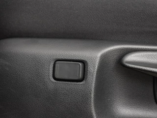 Toyota Yaris Toyota Yaris 1.5 Hybrid 115 First Edition - afbeelding nr 27