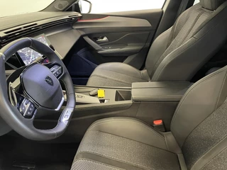Peugeot 308 Peugeot 308 1.2 PureTech GT Climate control Adaptive cruise control Parkeersensoren Achteruitrijcamera Navigatie Voorstoelen verwarmd LED Apple Carplay/ Android Auto - afbeelding nr 11