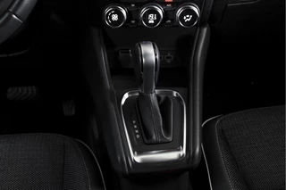 Renault Captur Renault Captur 1.3 TCe 155 PK Edition One - Automaat | Dig. Cockpit | Cruise | PDC | 360 Camera | NAV + App. Connect | ECC | DAB | LM 18
