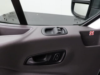 Ford Transit Ford Transit 2.0TDCI 170PK L4H3 Jumbo | Airco | Navigatie | 3-Persoons | Betimmering - afbeelding nr 8