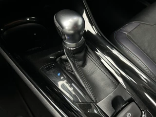 Toyota C-HR Toyota C-HR 1.8 Hybrid Bi-Tone - afbeelding nr 31