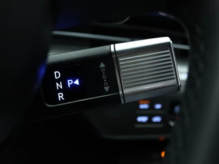 Hyundai Kona Hyundai Kona Electric Comfort 65.4 kWh | Navigatie | Camera | Cruise control - afbeelding nr 32