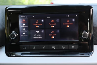 SEAT Arona SEAT Arona 1.0 TSI Style Business Matrix LED/Camera/Keyless/Acc/Ecc/App-Connect/17