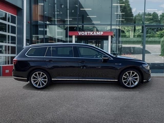 Volkswagen Passat Volkswagen Passat Variant 2.0 TDI DSG R-LINE CAMERA/NAVI/ACC/E-KLEP/CARPLAY/STOELVERW - afbeelding nr 4