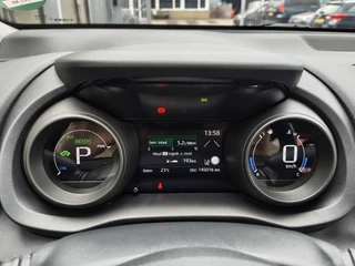 Toyota Yaris Toyota Yaris 1.5 Hybrid Dynamic | All Weather | Keyless Entry | Android Auto - afbeelding nr 10