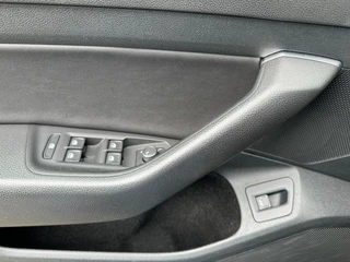 Volkswagen Arteon Volkswagen Arteon 1.5 TSI DSG7 Business R Pano / Keyless / Virtual - afbeelding nr 19