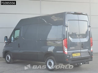 Iveco Daily Iveco Daily 35S18 3.0L Automaat L2H2 3,5t Trekhaak LED Navi Airco Cruise Camera Euro6 L2 11m3 Airco Trekhaak Cruise control - afbeelding nr 2