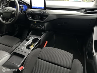Ford Focus Ford Focus Wagon 1.0 EcoBoost Titanium X Business - afbeelding nr 10