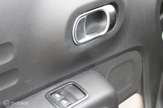 Citroën C3 Citroen C3 1.2 PureTech Feel Edition, Cruise, Pdc, App connect, Navi, Clima, Donkerglas. - afbeelding nr 27