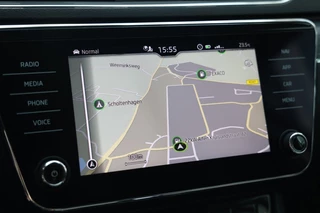 Škoda Superb Škoda Superb Combi 1.4TSI iV 218PK Business Ed. Plus *NAP/Trekh/Virtual/Stoelvw/Keyless* - afbeelding nr 29