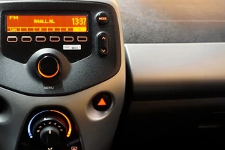 Peugeot 108 Peugeot 108 1.0 E-VTI 5 DRS/ AIRCO - afbeelding nr 9