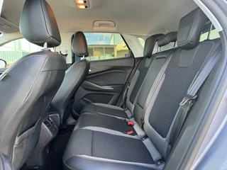 Opel Grandland X Opel Grandland X 1.2 Turbo Business Executive | Trekhaak | Navi | Cruise control | Camera | - afbeelding nr 12
