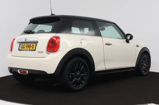 MINI Cooper Mini Mini 1.5 Cooper (CRUISE CONTROL, NAVIGATIE, BLUETOOTH, CLIMATE CONTROL, NL-AUTO) - afbeelding nr 8