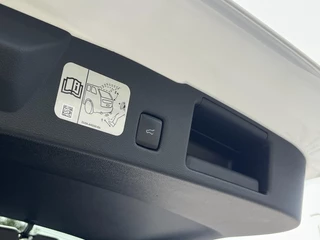 Ford Kuga Ford Kuga 2.5 PHEV ST-Line X 225pk | Trekhaak | Winter Pack | 19 inch | Elektrische achterklep | Bang&Olufsen | Half leder - afbeelding nr 9