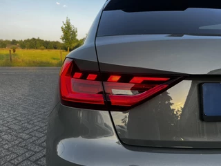 Audi A1 Sportback Audi A1 Sportback 35TFSi 150pk S Edition S-Tronic | ACC | MMI Navi Plus & App-conn. | B&O Audio | Drive Select | LED | Grootlichtassist | Keyless Entry & Start | 18
