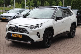 Toyota RAV4 Toyota RAV4 2.5 Hybrid AWD Bi-Tone / Trekhaak / Panoramadak / 360Camera / Leder / JBL / Keyless / 18'' / Dodehoek / DAB / Keyless - afbeelding nr 6
