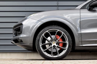 Porsche Cayenne | Carbon Exterieur | Carbon Dak | 22'' GT Design Wielen | Sportuitlaat | - afbeelding nr 53