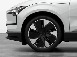 Volvo EX30 Volvo EX30 Single Motor Extended Range Plus 69 kWh | Getinte ramen | 20 inch 5-Spoke Aero | Verwarmde voorstoelen & stuurwiel | Nieuw uit voorraad | - afbeelding nr 3