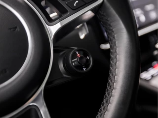 Porsche Cayenne Porsche Cayenne 3.0 340Pk (PANORAMADAK, APPLE CARPLAY, GROOT NAVI, LUCHTVERING, SPORTCHRONO, ADAPTIVE CRUISE, MEMORY SEATS, 360 CAMERA, GETINT GLAS, NIEUWSTAAT) - afbeelding nr 23