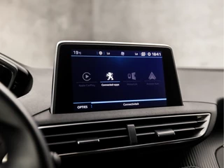 Peugeot 5008 Peugeot 5008 1.2 PureTech Sport 7 Persoons (APPLE CARPLAY, GROOT NAVI, LEDER, GETINT GLAS, SPORTSTOELEN, 360 CAMERA, CRUISE, NIEUWE APK, NIEUWSTAAT) - afbeelding nr 26