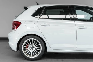 Volkswagen Polo Volkswagen Polo 1.0 TSI Highline 2x R-line - afbeelding nr 32