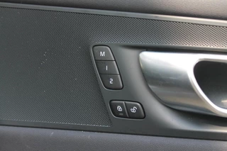 Volvo XC60 Volvo XC60 T6 Recharge AWD Plus Dark | Longe Range | Panoramadak | Leder | Parkeercamera | Stoelverwarming | Memory Stoelen | Keyless - afbeelding nr 39