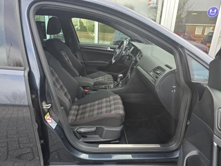Volkswagen Golf / Apple CarPlay / Stoelverwarming / ACC - afbeelding nr 20